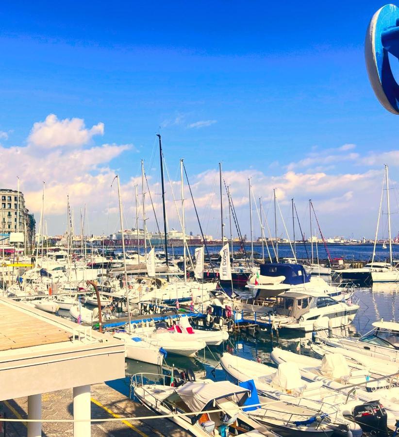 Residenza Borgo Marinaro Apartment เนเปิลส์ ภายนอก รูปภาพ